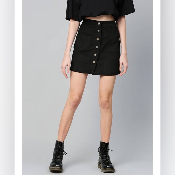 Uniqlo Corduroy Mini Skirt Size 6 Black High Rise Button Front Preppy Academia - Picture 1 of 11